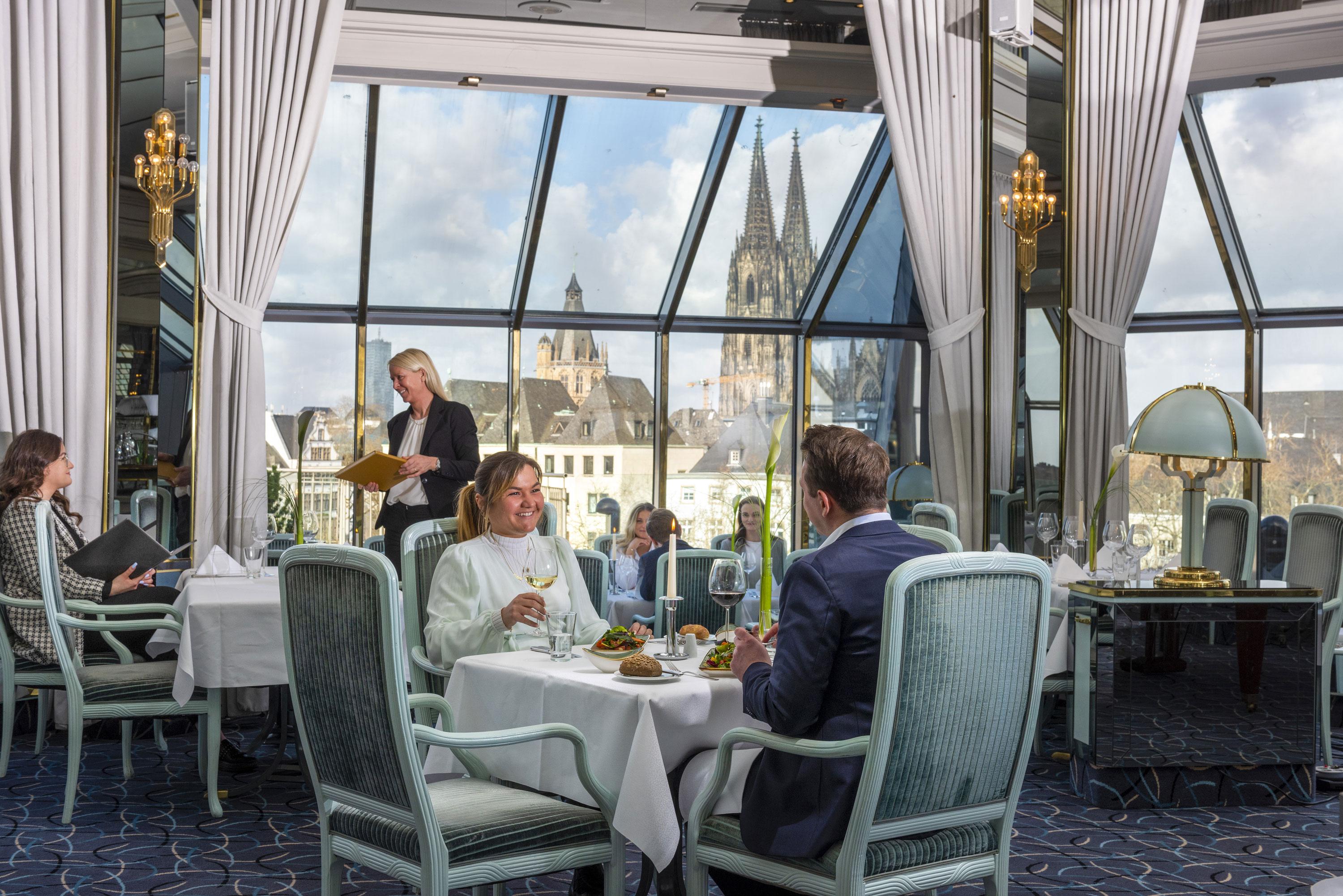 Maritim Hotel Koln Luaran gambar Restaurant