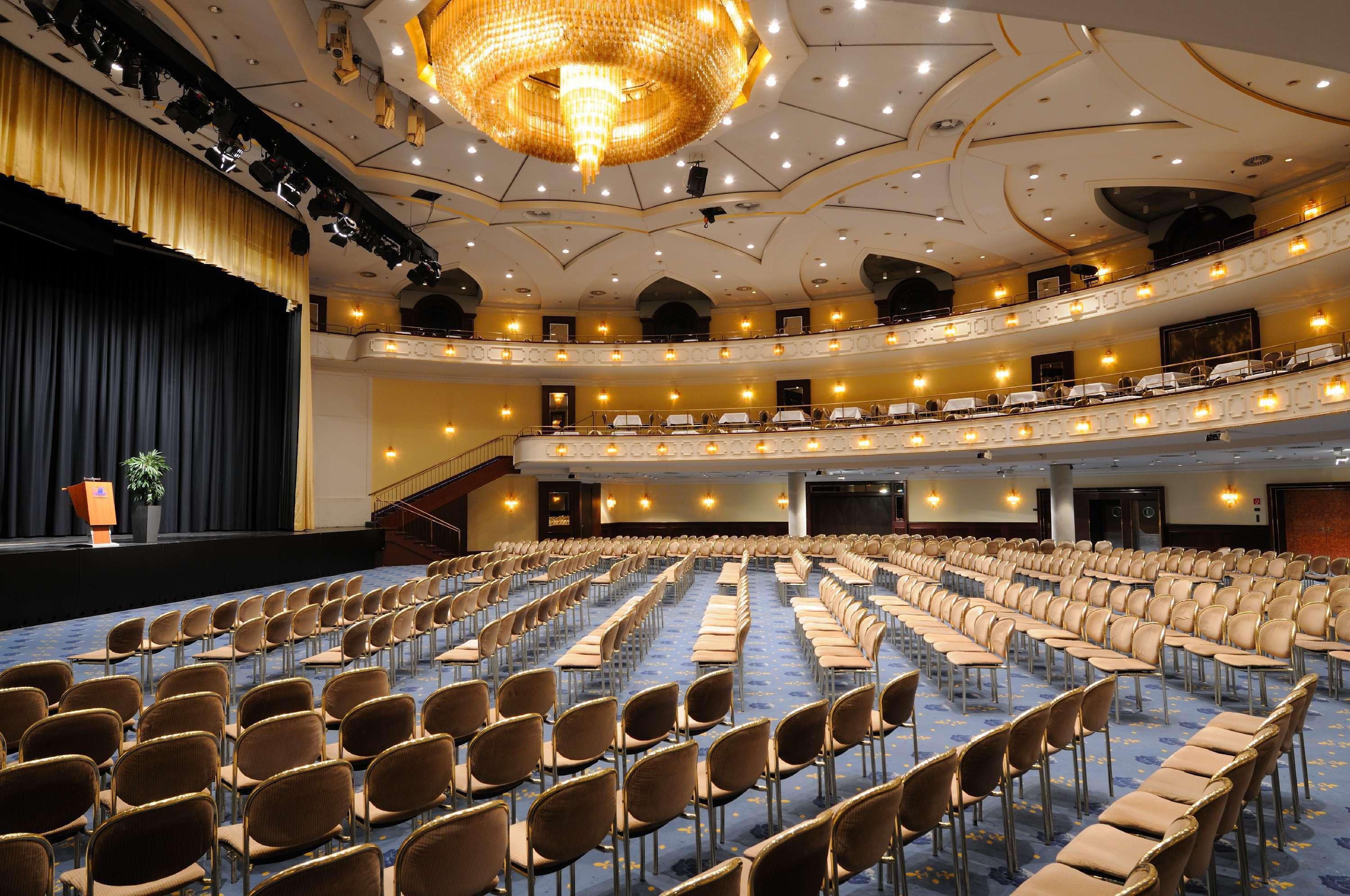 Maritim Hotel Koln Luaran gambar The ballroom of the Grand Hotel