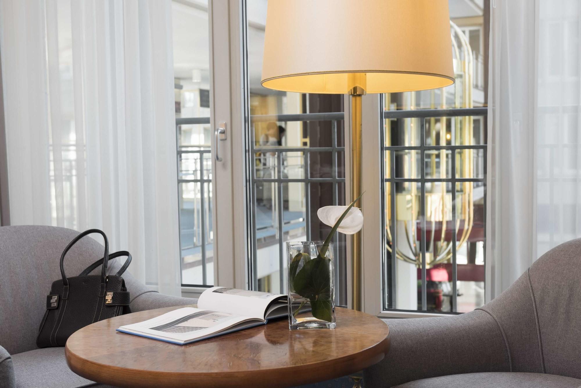 Maritim Hotel Koln Luaran gambar